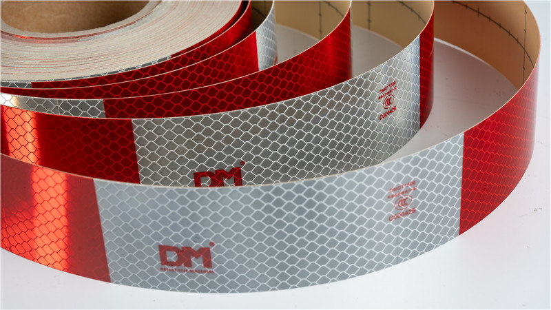 DMCT1800国标一级车身反光标识