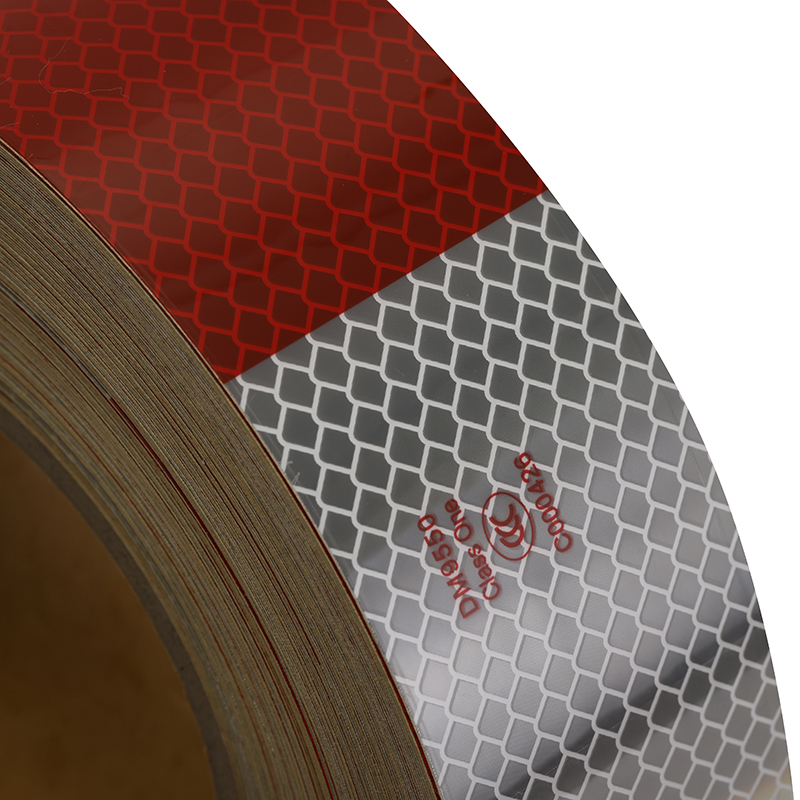 DM9550国标一级车身反光标识