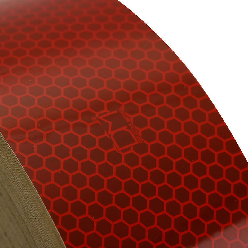 DM9320美国DOT-C2车身反光标识