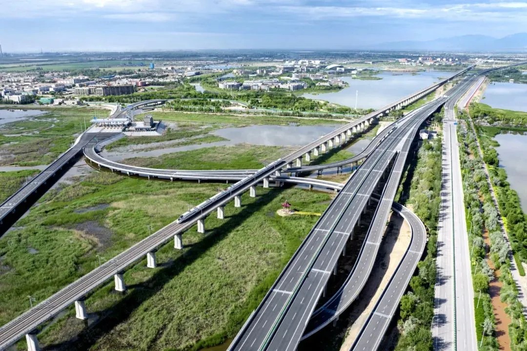 G1816国道亚洲bwin光学反光膜案例11