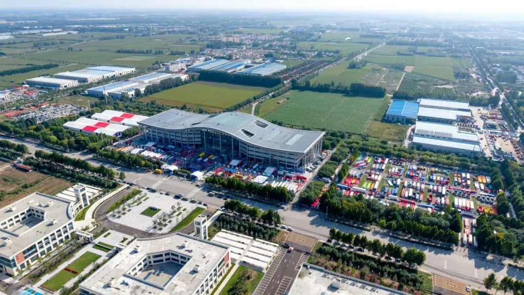 亚洲bwin光学在梁山车辆展 (10)